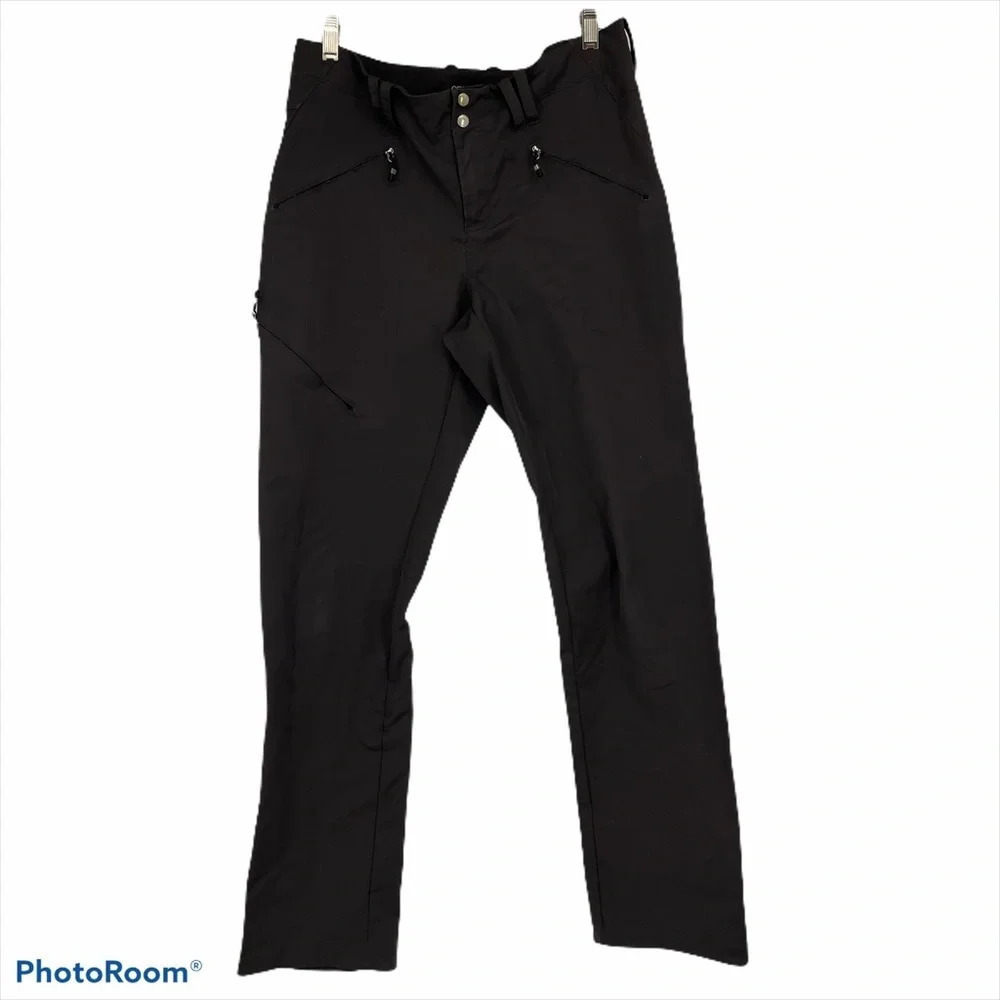 Nau Women’s cool weather hiking pants 8 zippers